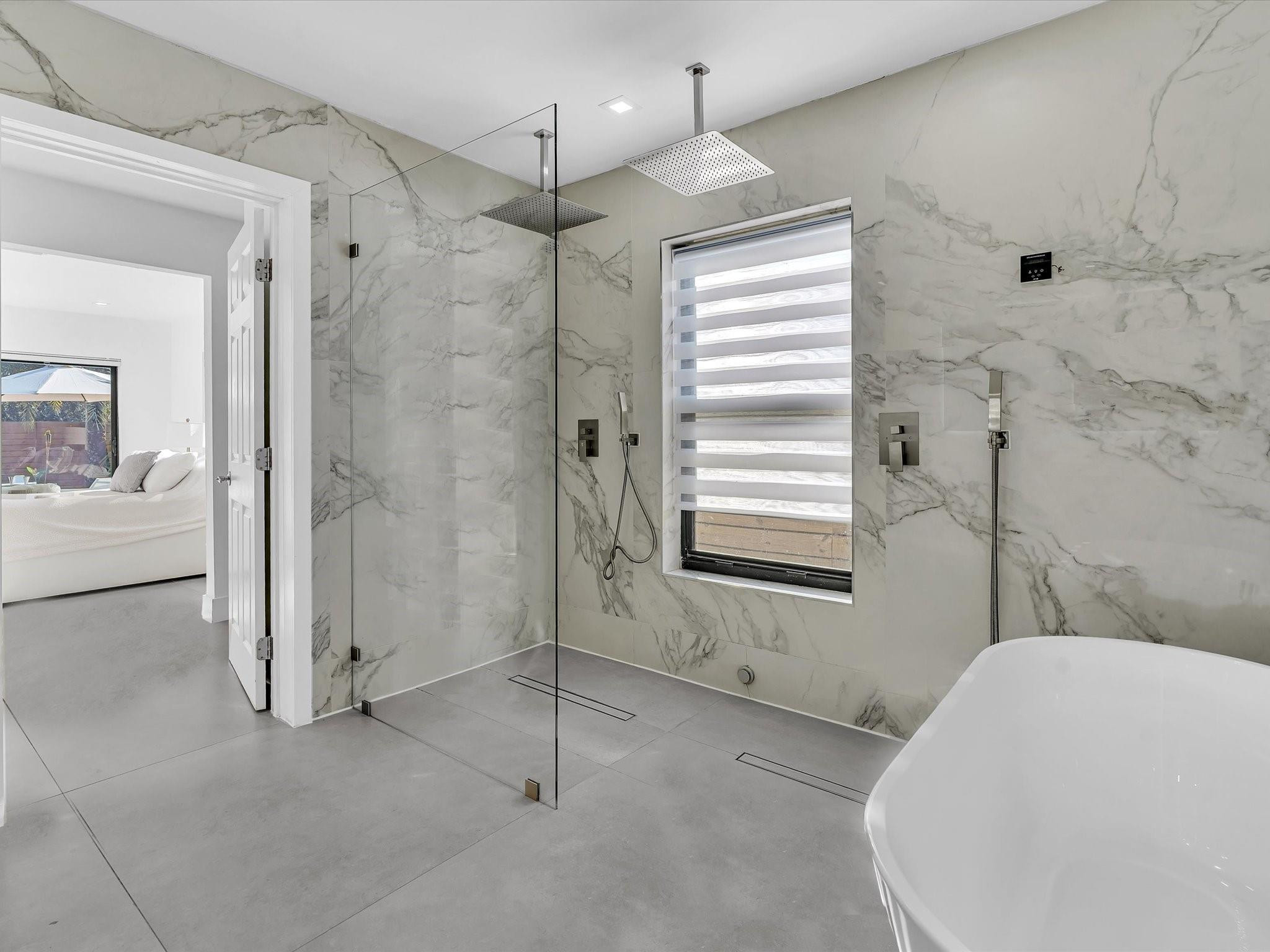 Hollywood 1-21 B - Residential