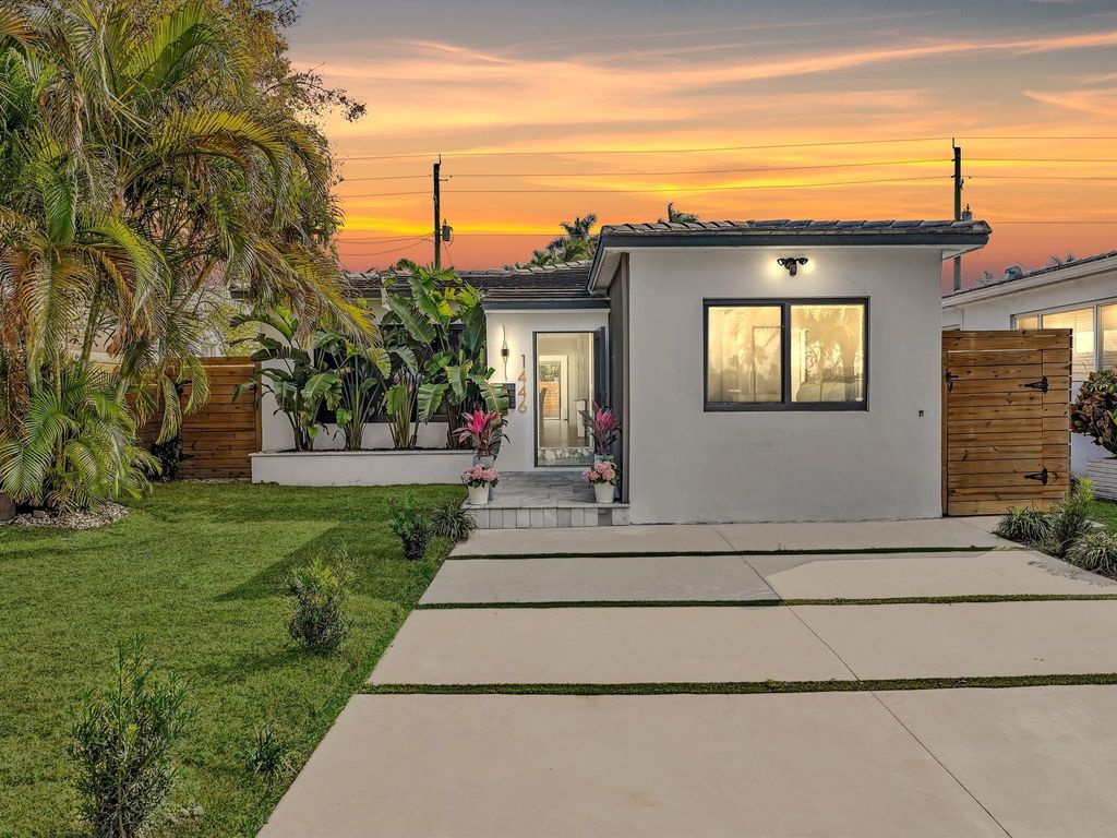 Photo of 1446 Polk Street, Hollywood, FL 33020 (MLS # F10552110)