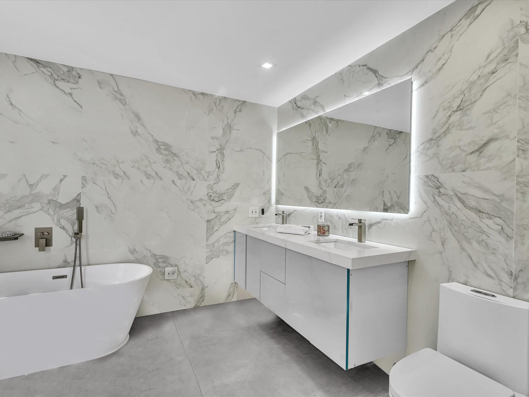 Hollywood 1-21 B - Residential