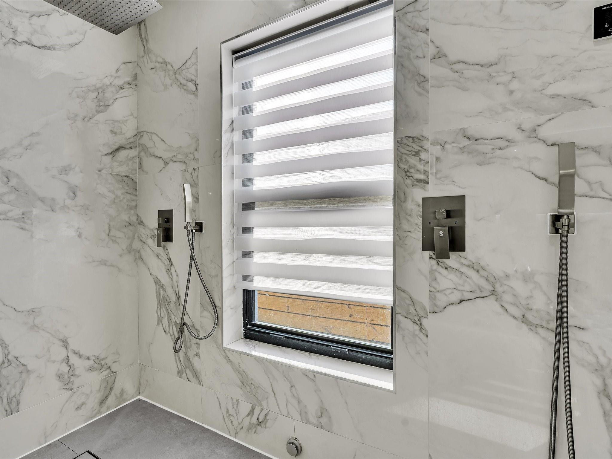 Hollywood 1-21 B - Residential