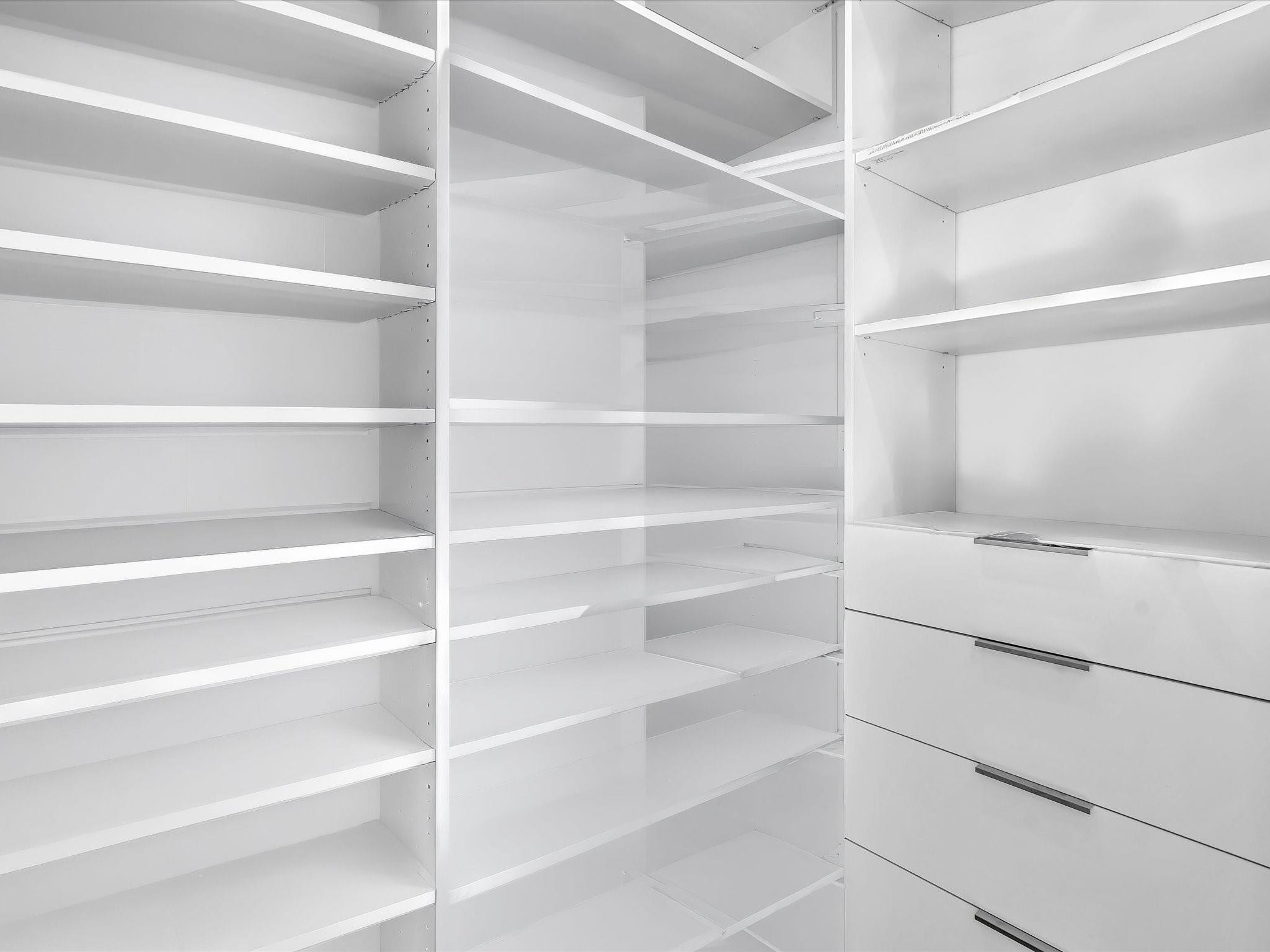 Hollywood 1-21 B - Residential