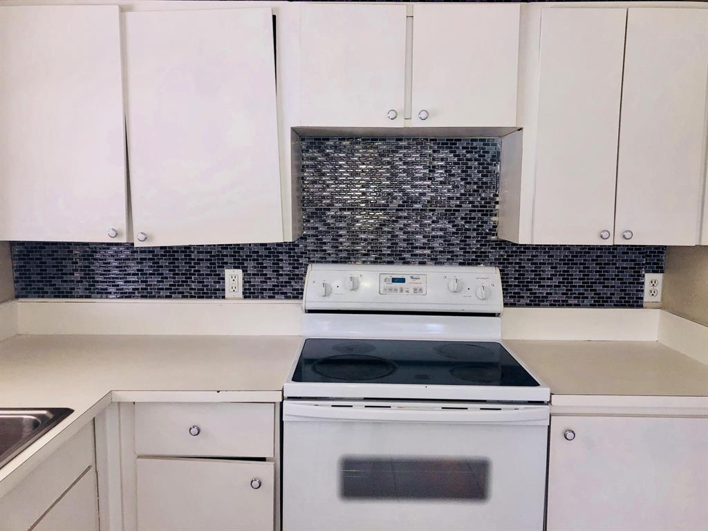 PARK MANOR 1 - Residential