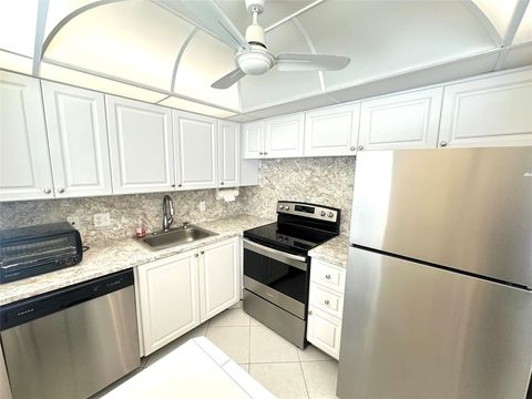 Tiny photo for 477 Durham P #477, Deerfield Beach, FL 33442 (MLS # F10541120)