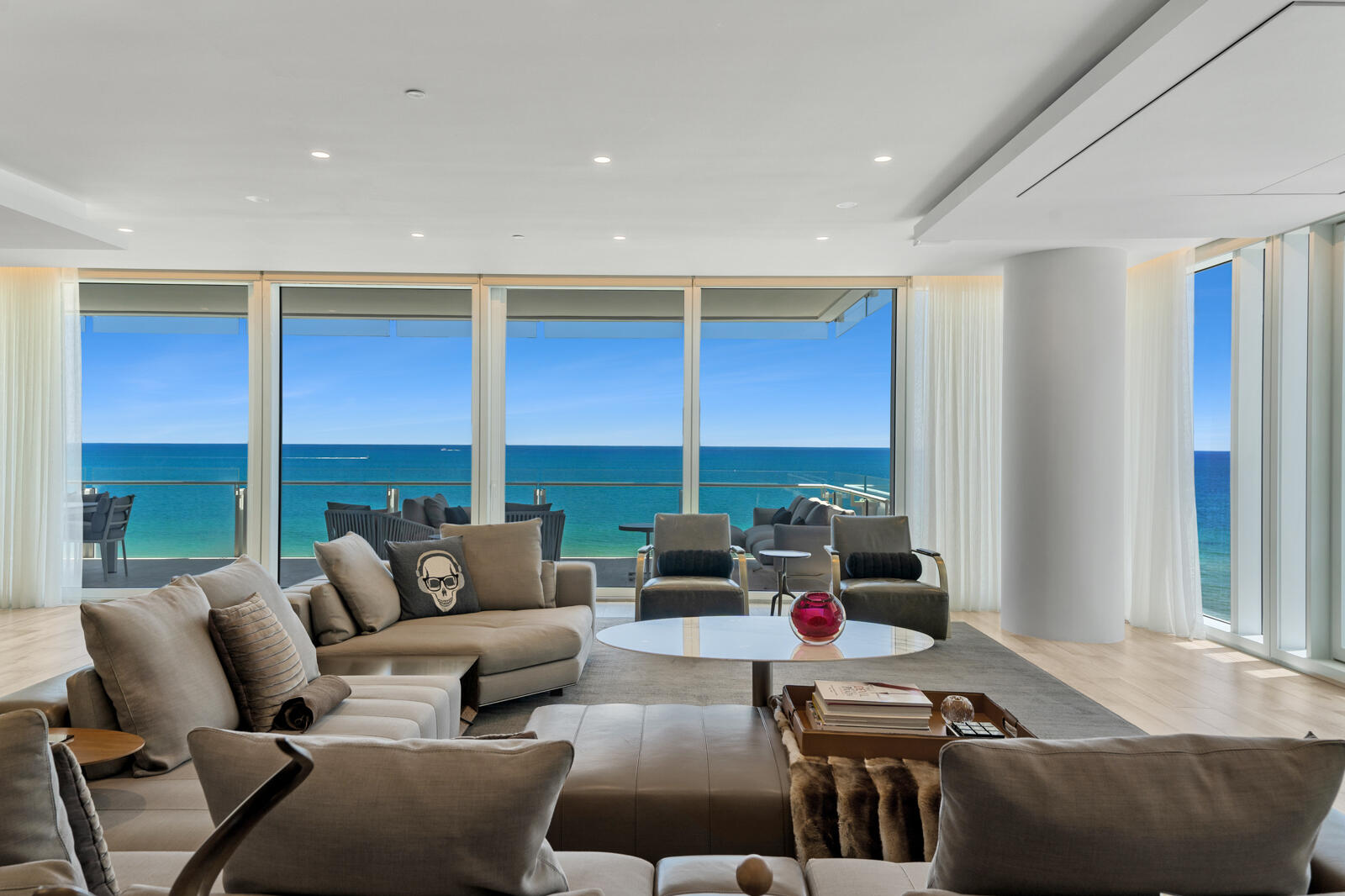 SURF CLUB CONDO - Residential Lease