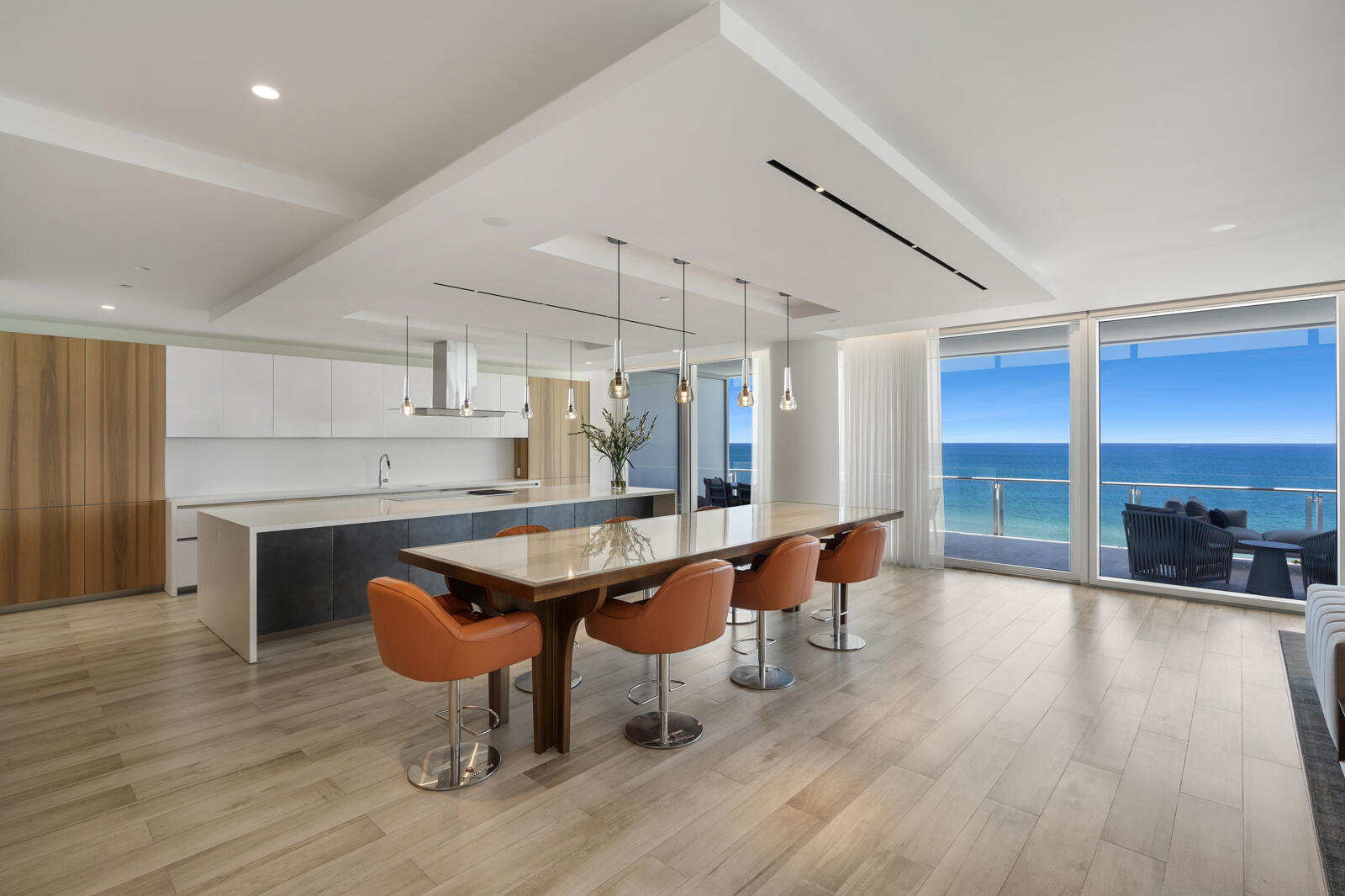 9001 Collins Avenue S-701