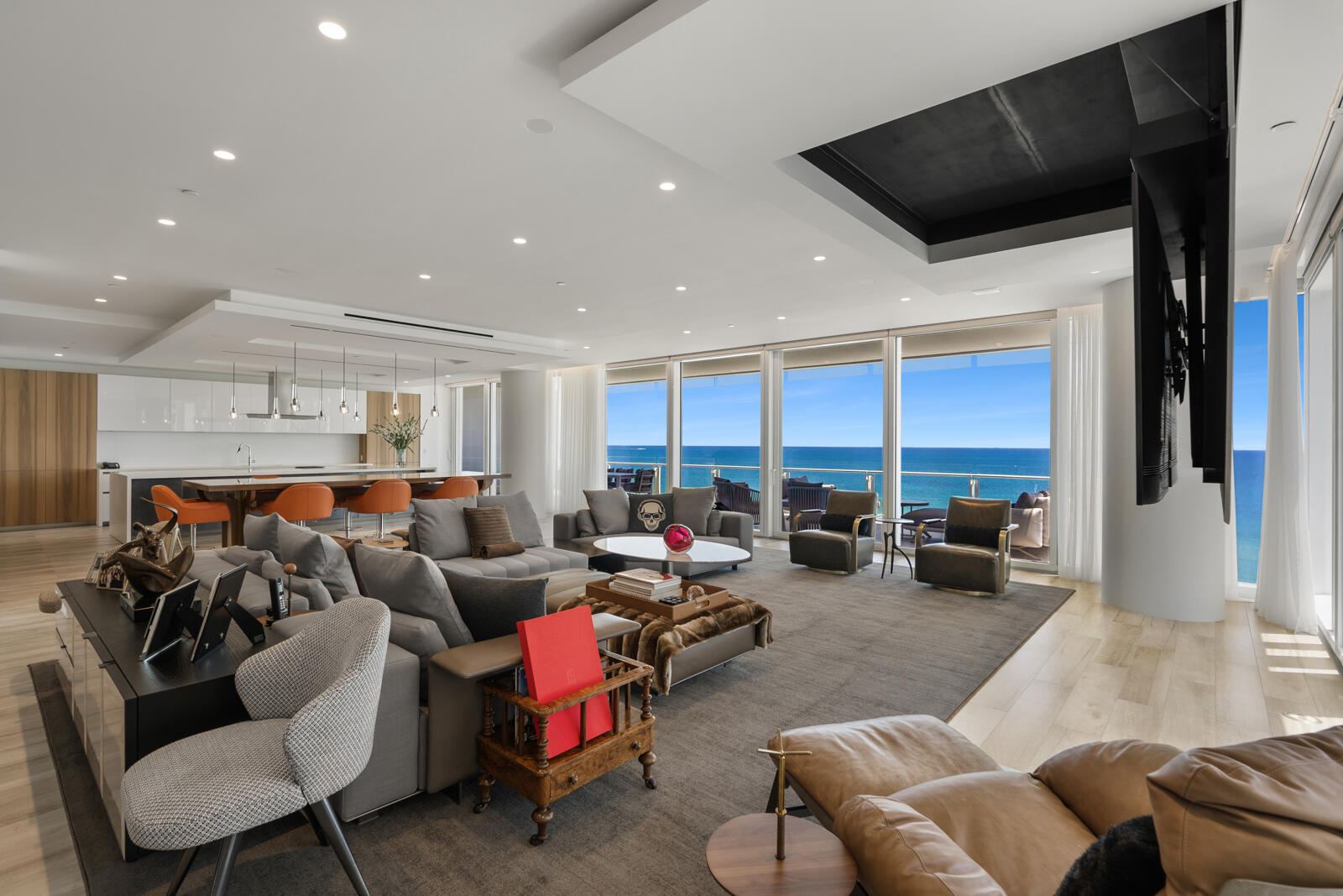 SURF CLUB CONDO - Residential Lease