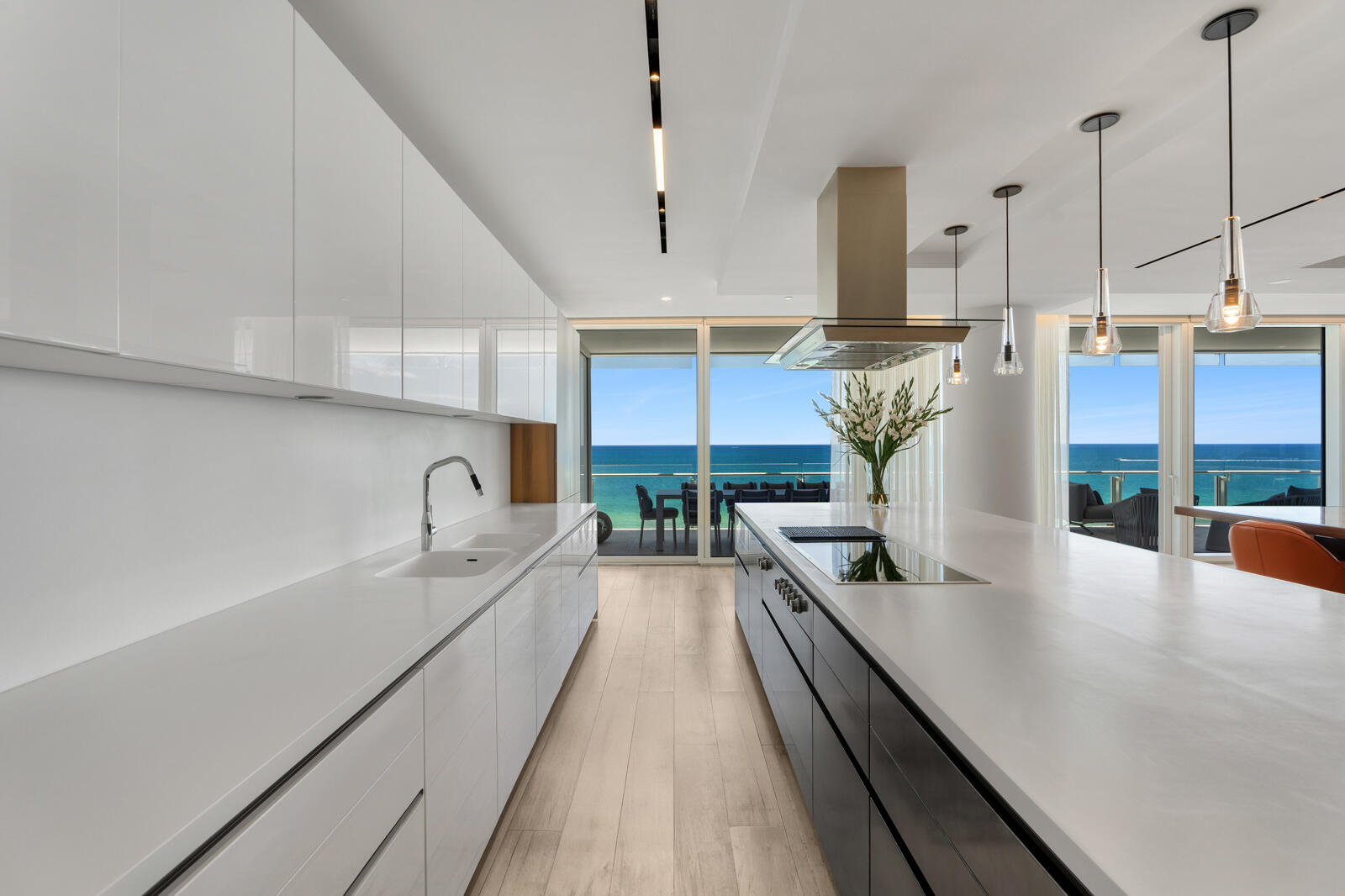 9001 Collins Avenue S-701