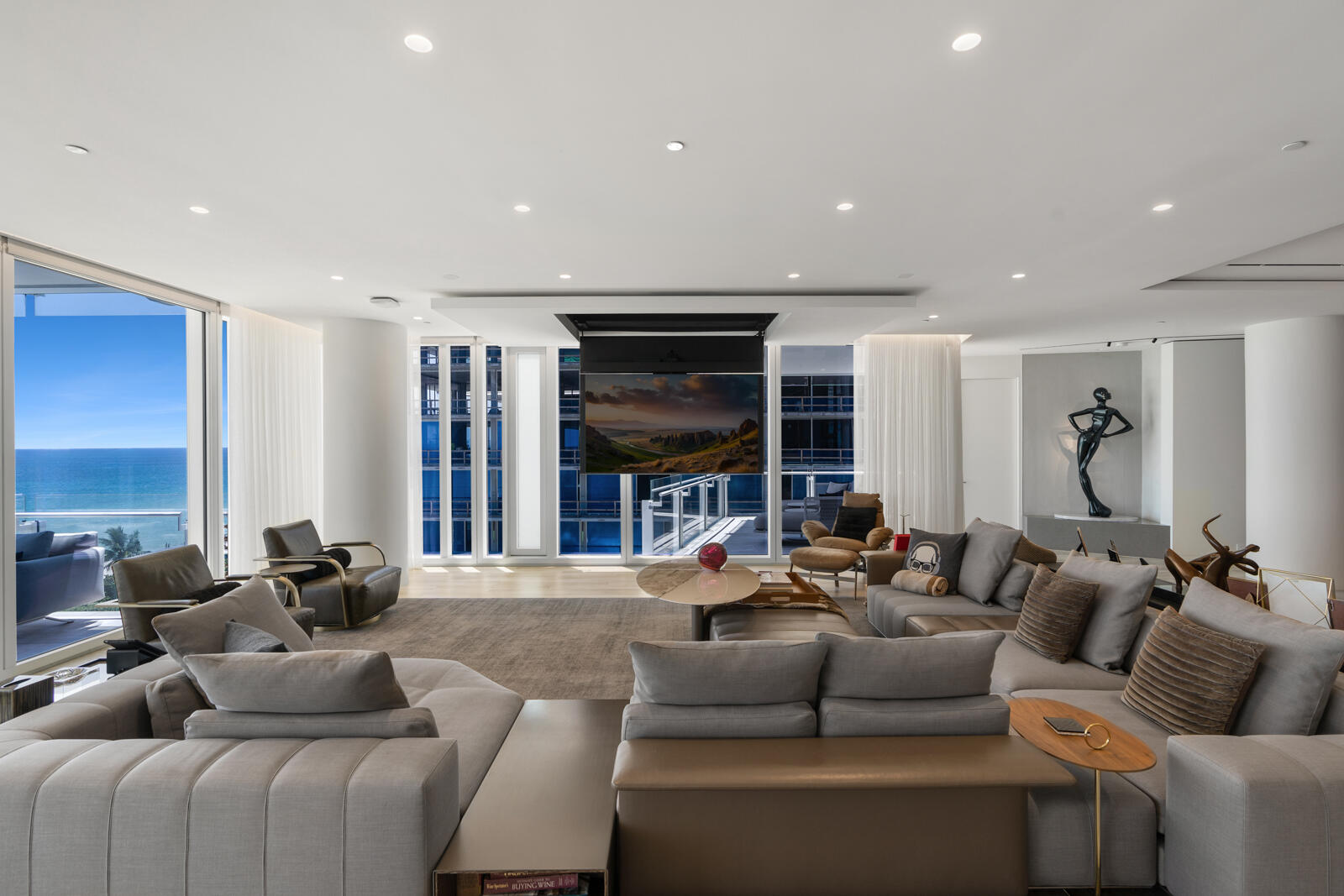 SURF CLUB CONDO - Residential Lease