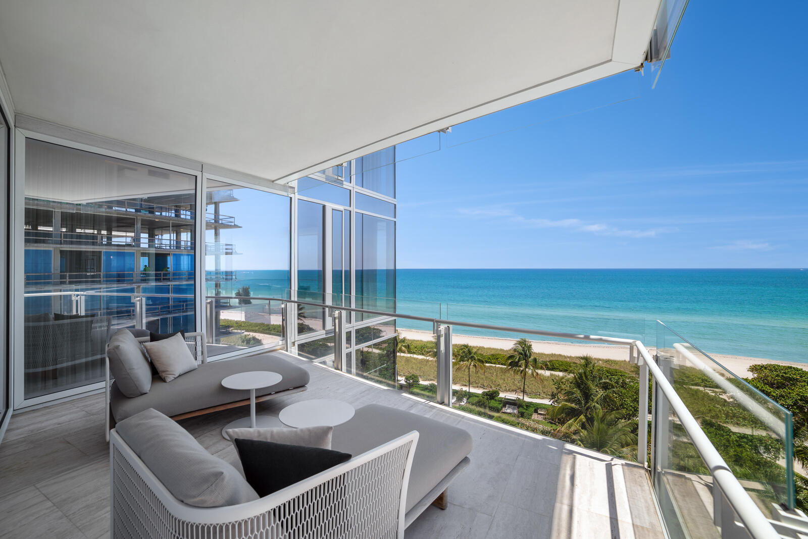 SURF CLUB CONDO - Residential Lease