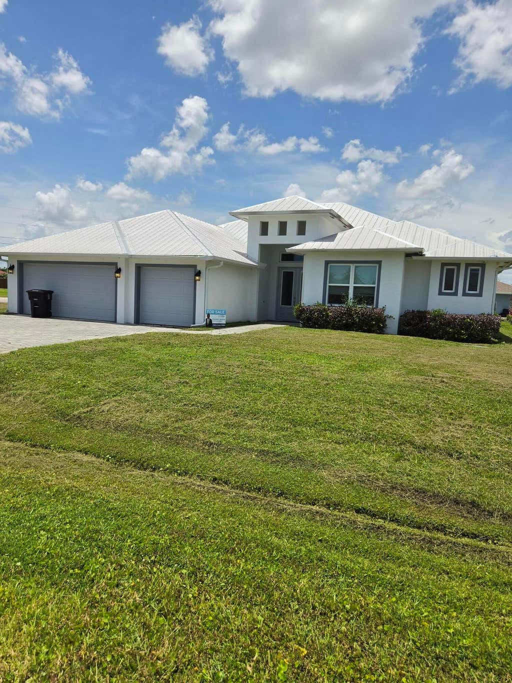 Photo of 5231 NW Iredell Street, Port Saint Lucie, FL 34986 (MLS # B26056051)