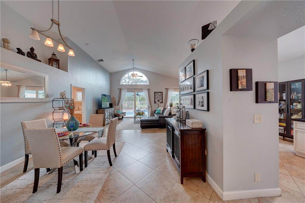 Lyons West 137-40 B - Residential