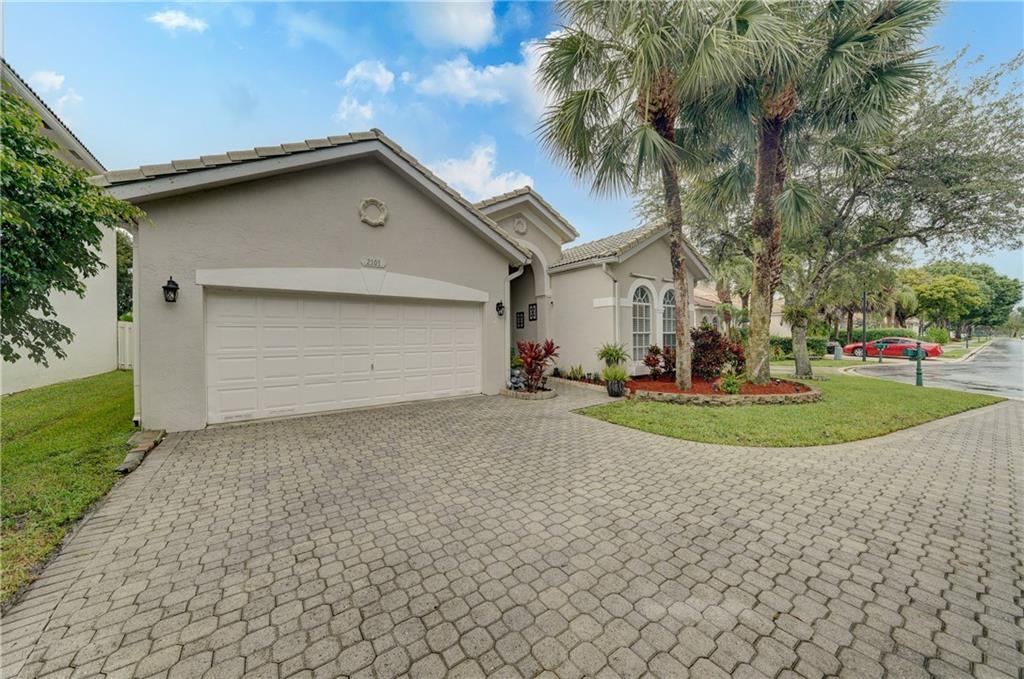 Lyons West 137-40 B - Residential