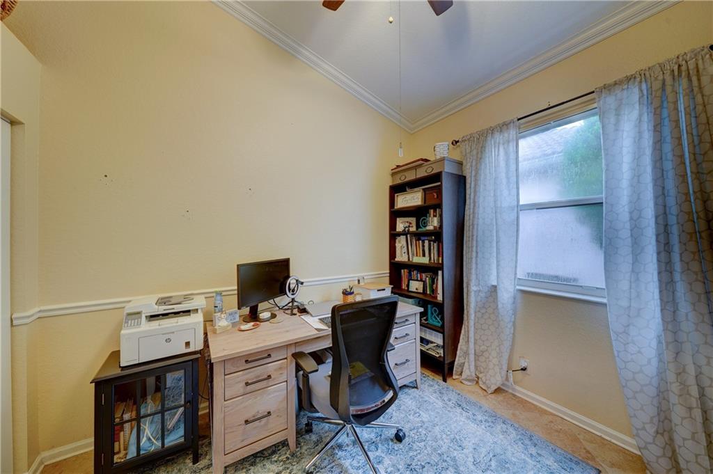 Lyons West 137-40 B - Residential