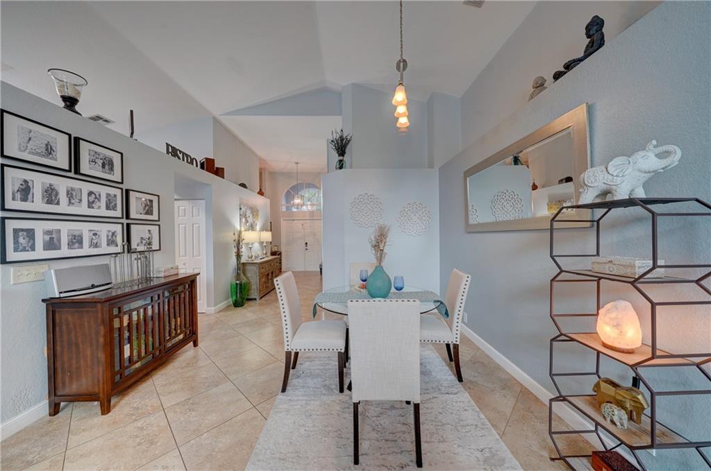 Lyons West 137-40 B - Residential