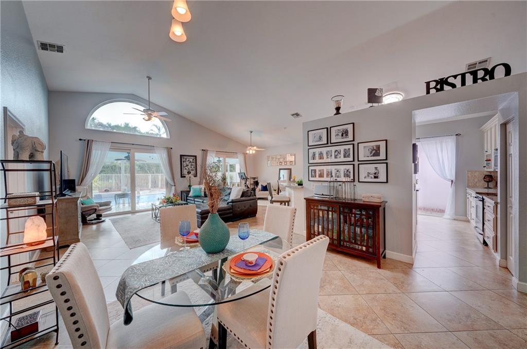 Lyons West 137-40 B - Residential