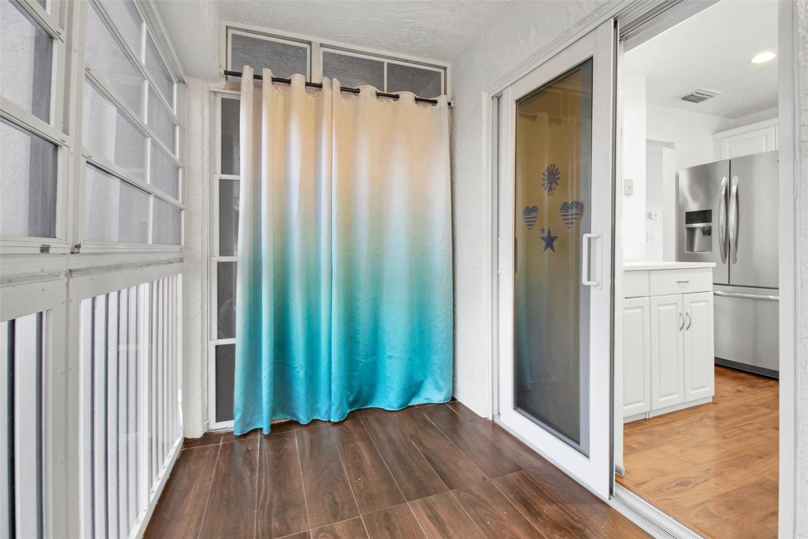 Royal Park Gardens III - Residential