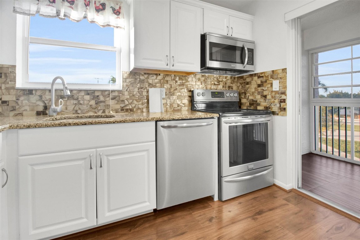 Royal Park Gardens III - Residential