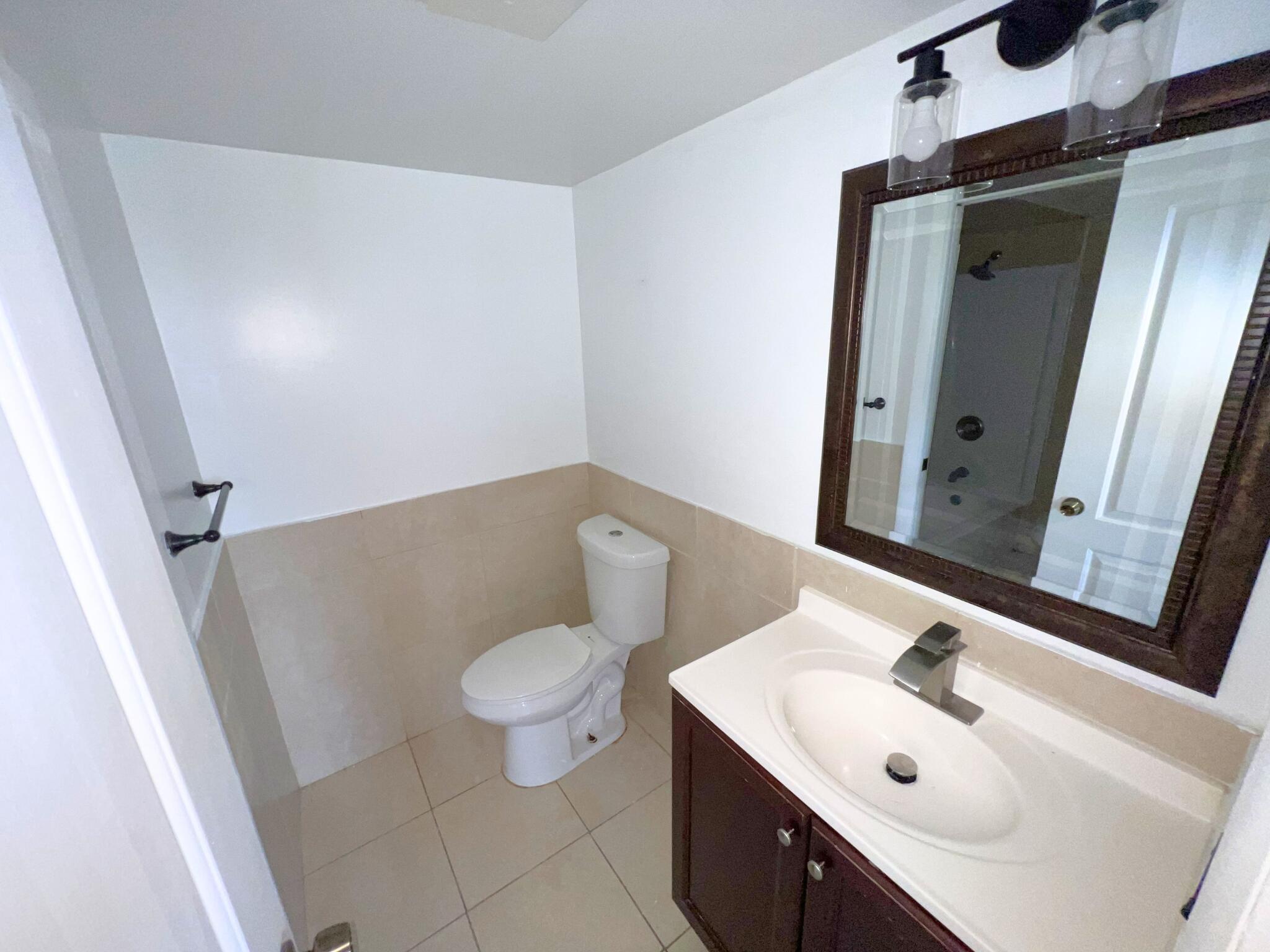 SUNRISE SPRINGS CONDO I - Residential Lease
