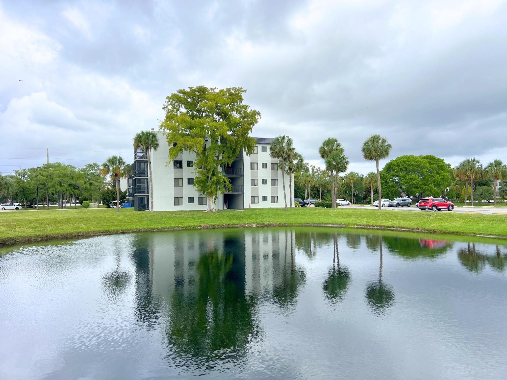 SUNRISE SPRINGS CONDO I - Residential Lease
