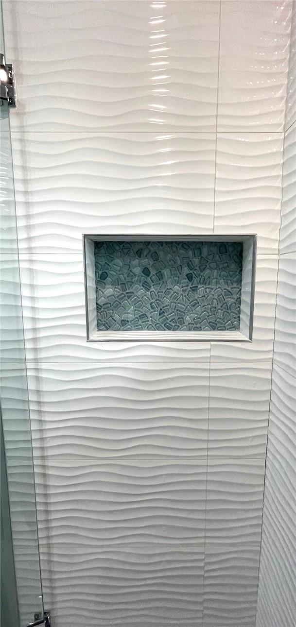 Riverside Park 7-24 B - Residential Lease