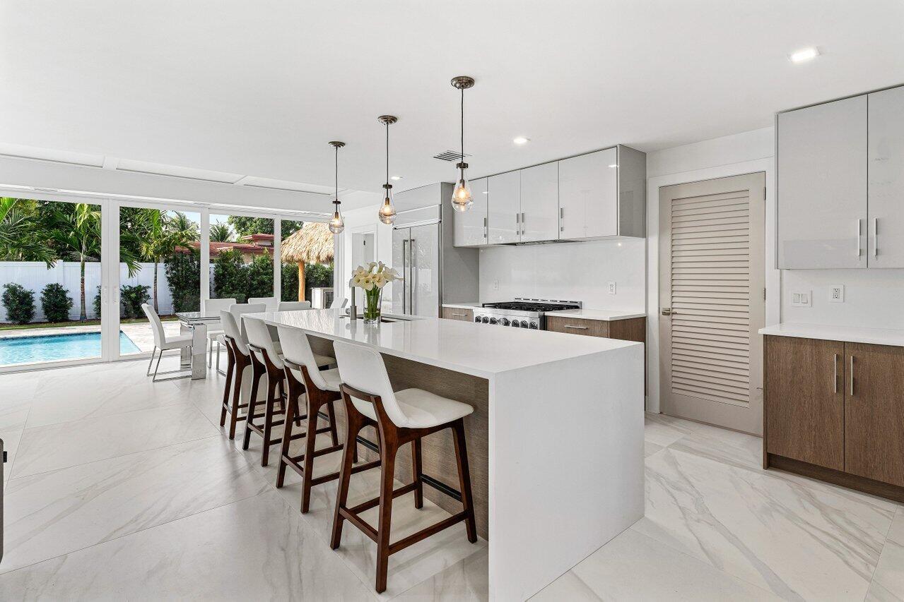 FOREST HILLS - Residential Lease