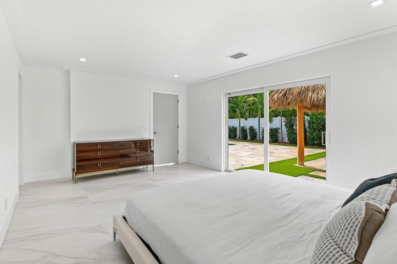 FOREST HILLS - Residential Lease