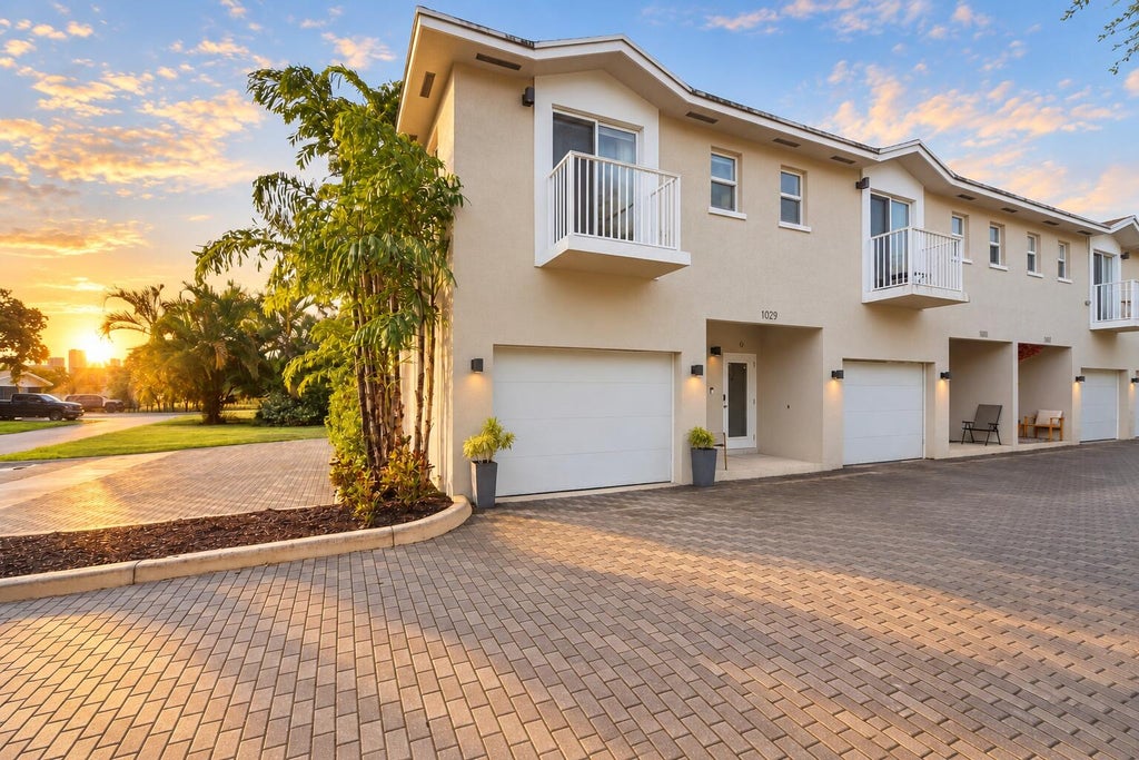 Photo of 1029 NW 2nd Avenue #1029, Fort Lauderdale, FL 33311 (MLS # B26076284)