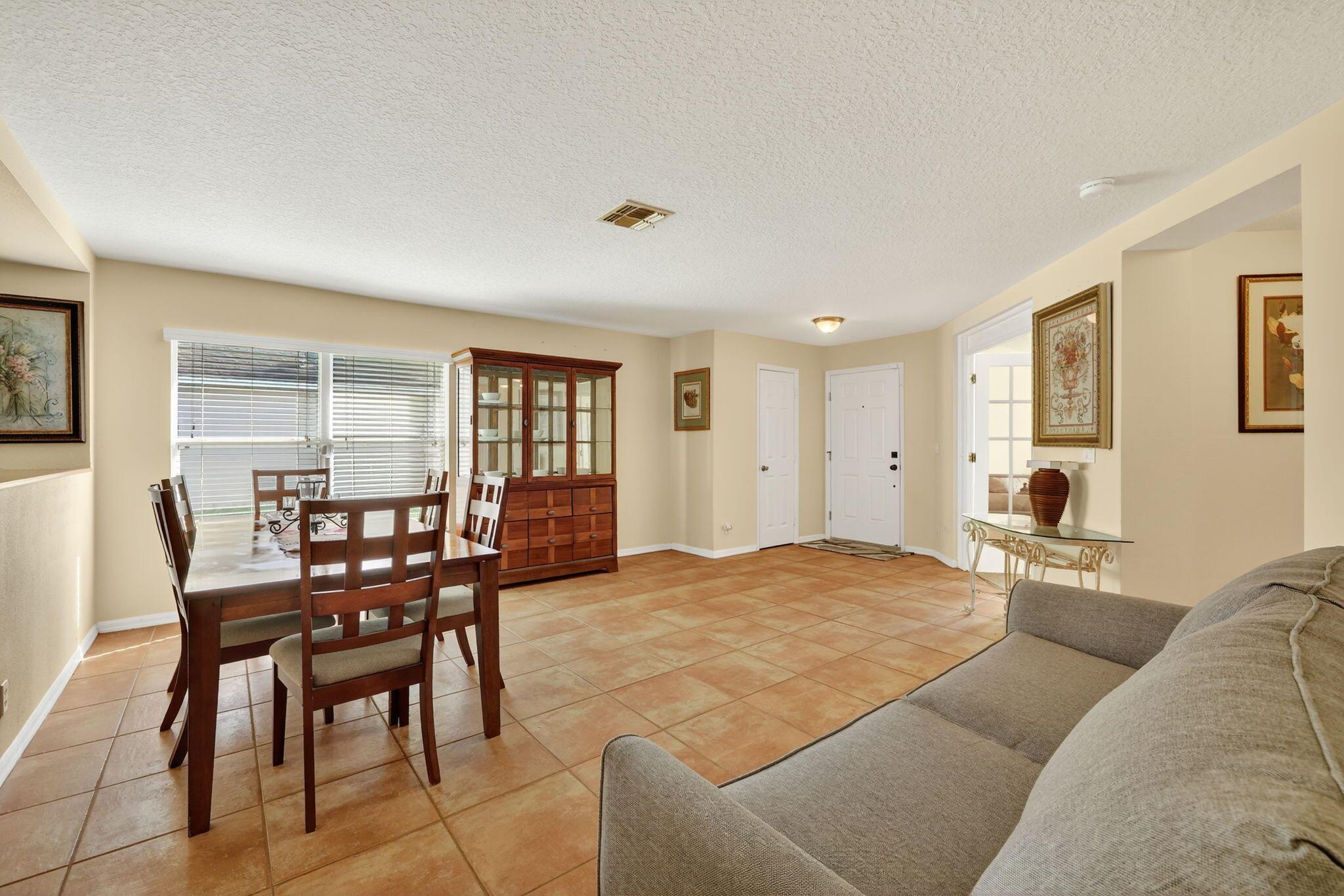 PORT ST LUCIE SECTION 15 - Residential