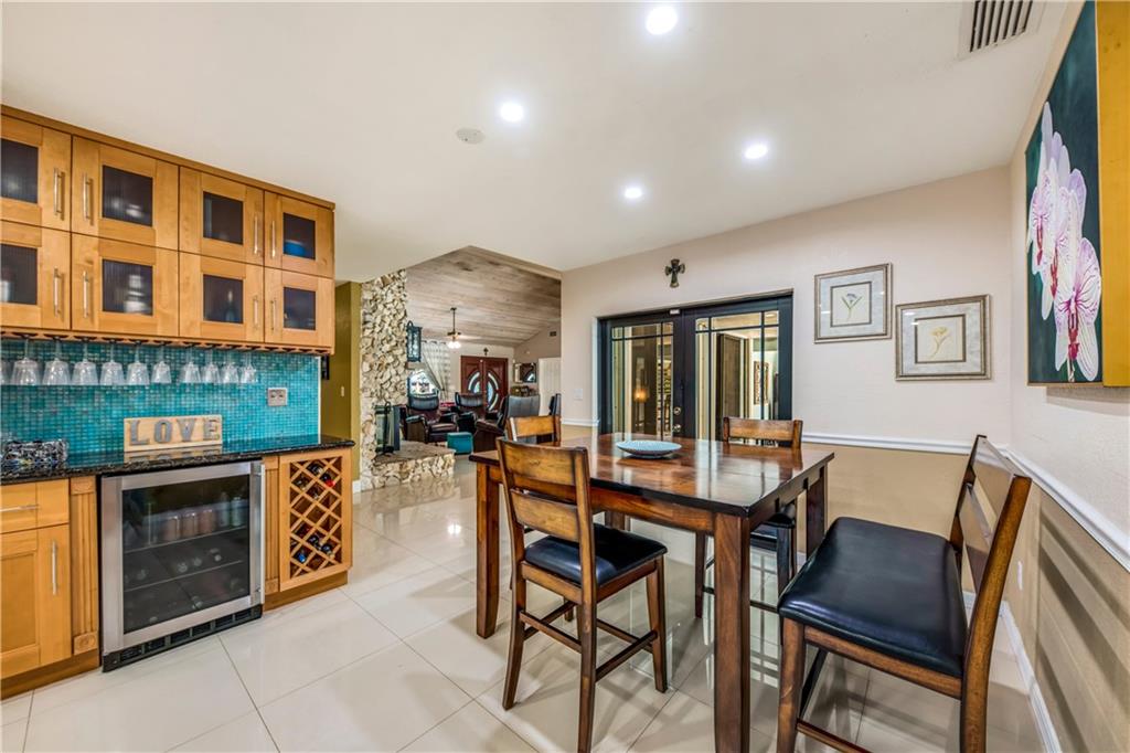 DAVIE OAKS,VAN KIRK GROVE - Residential