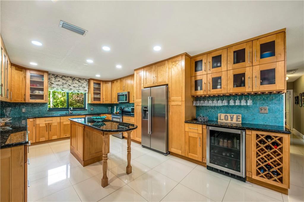 DAVIE OAKS,VAN KIRK GROVE - Residential