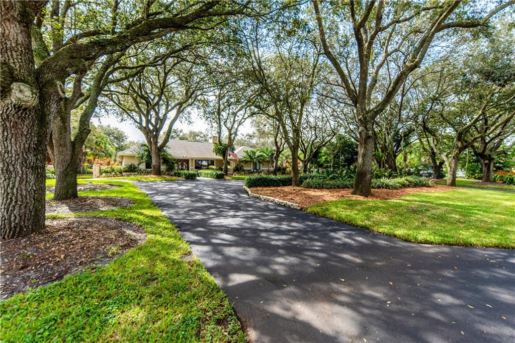 DAVIE OAKS,VAN KIRK GROVE - Residential