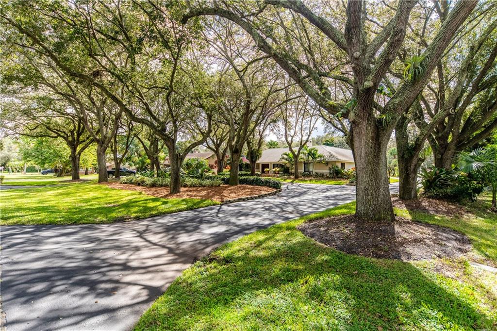 DAVIE OAKS,VAN KIRK GROVE - Residential