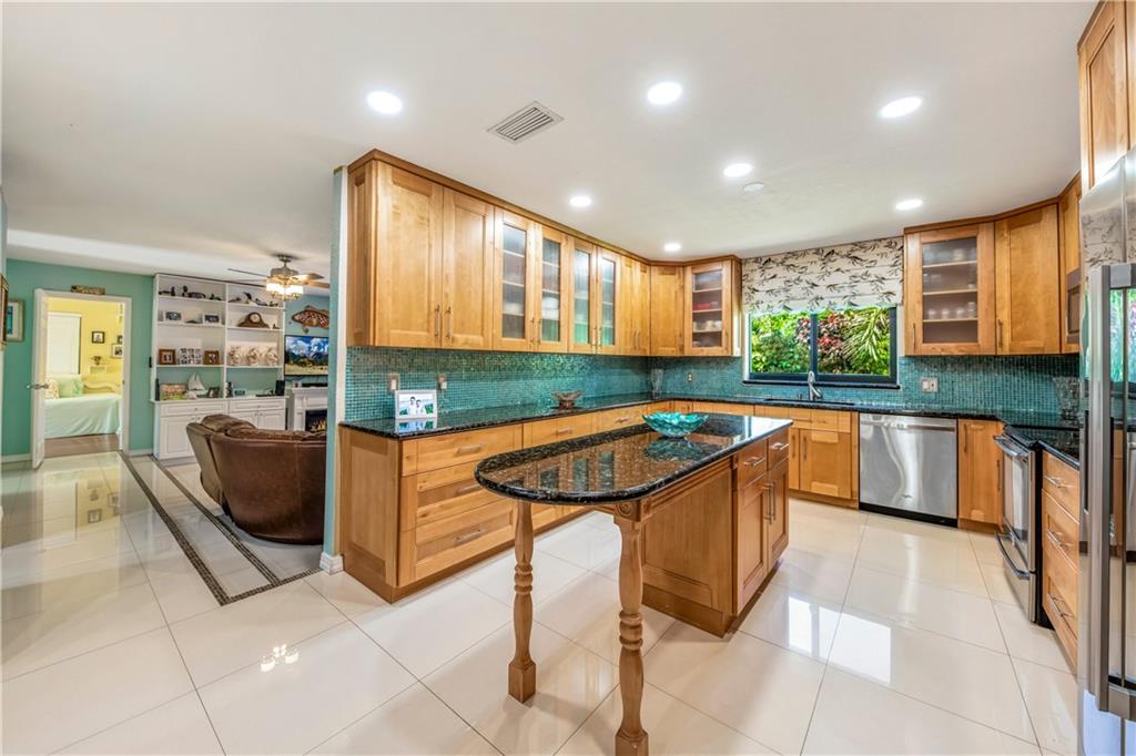 DAVIE OAKS,VAN KIRK GROVE - Residential