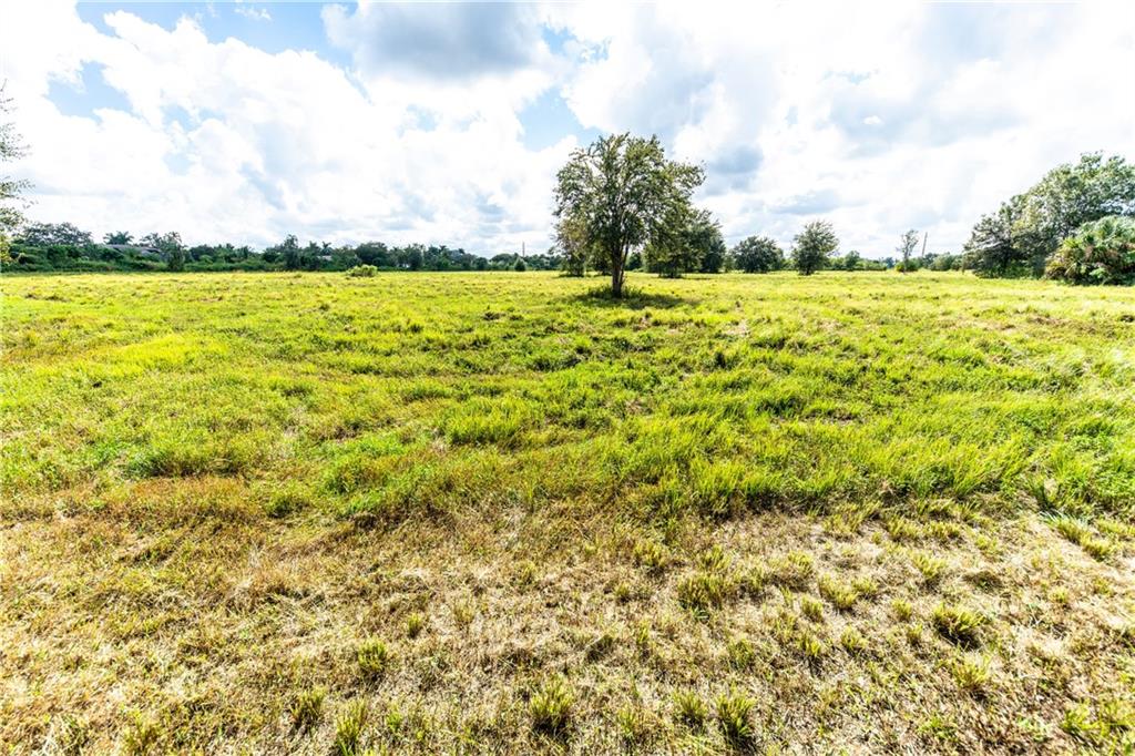 DAVIE OAKS,VAN KIRK GROVE - Residential