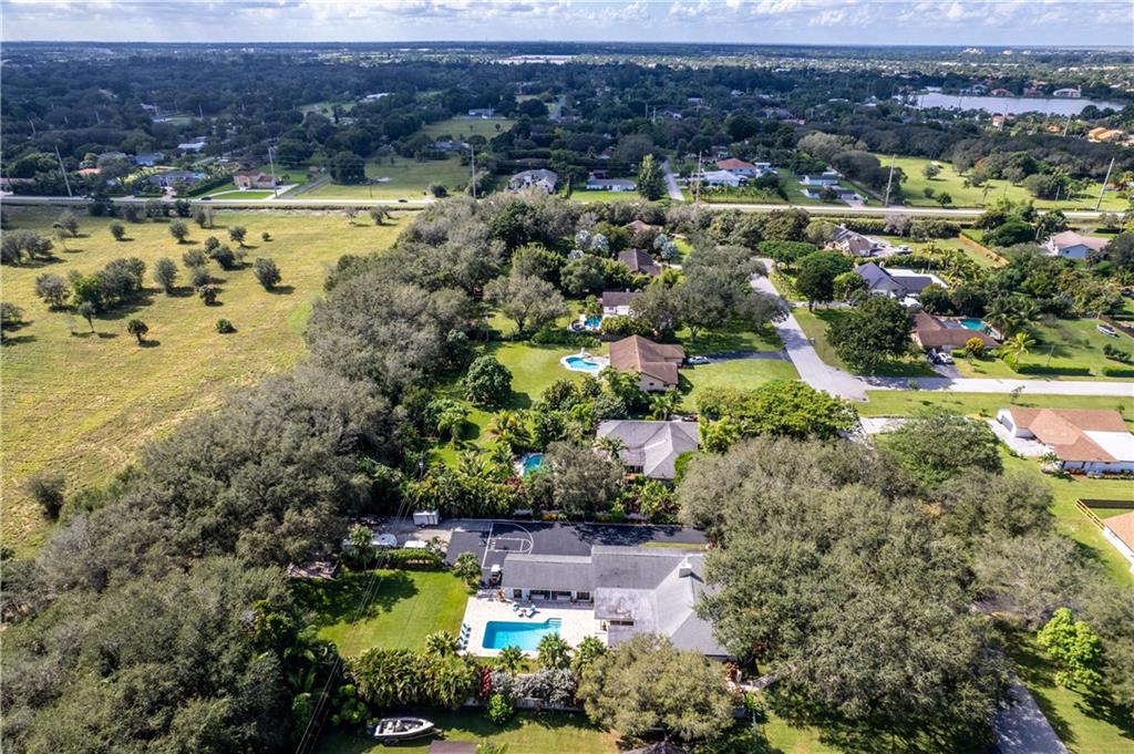 DAVIE OAKS,VAN KIRK GROVE - Residential