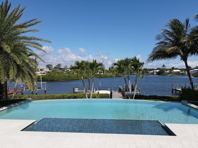 ADMIRALS COVE - Residential