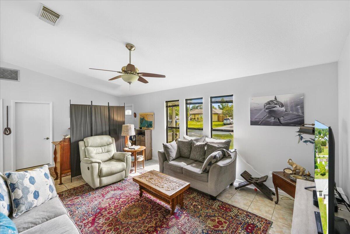 PORT ST LUCIE SECTION 3 - Residential