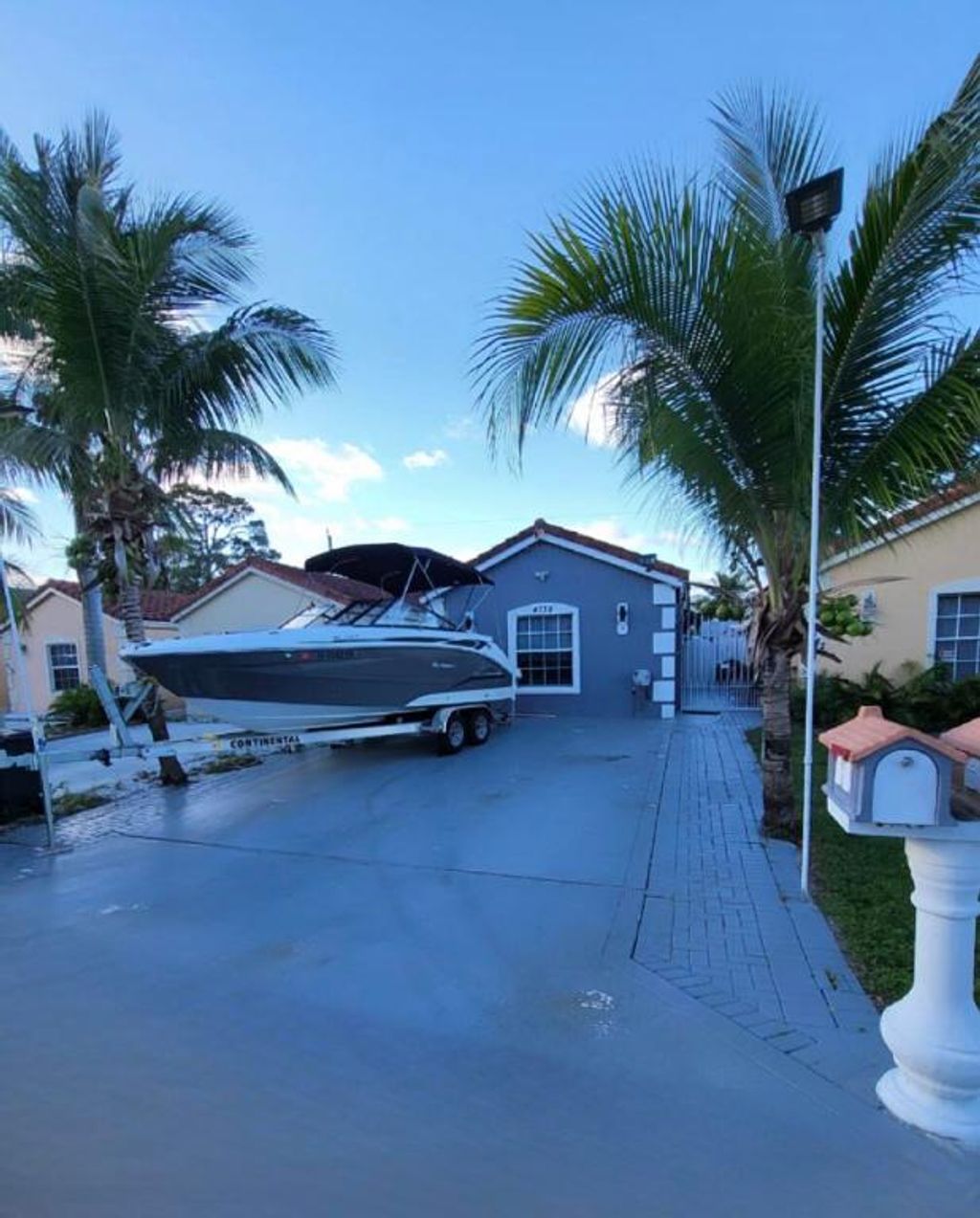 Photo of 4738 Clemens St, Lake Worth, FL 33463 (MLS # R10976635)