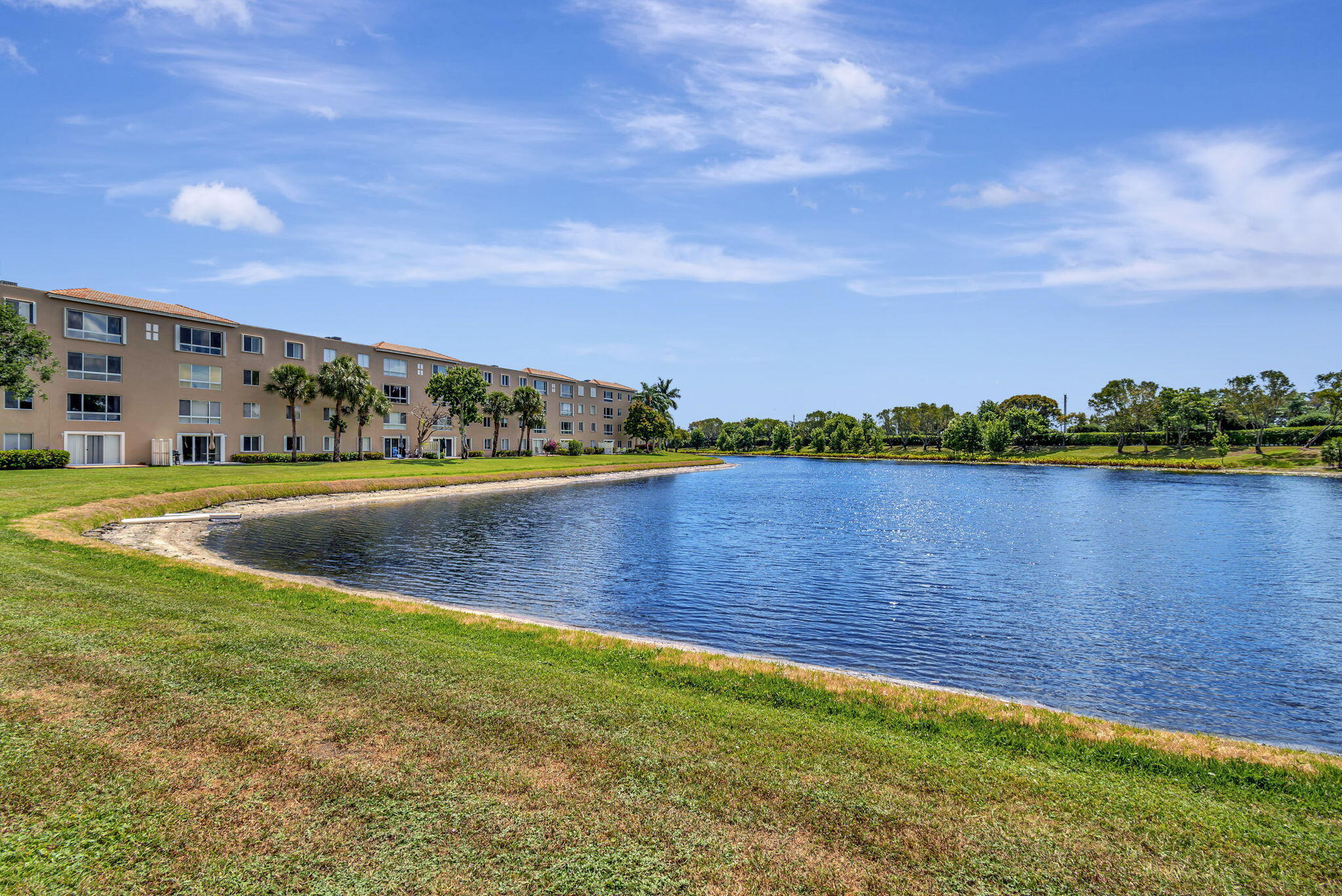 CORAL LAKES - Residential