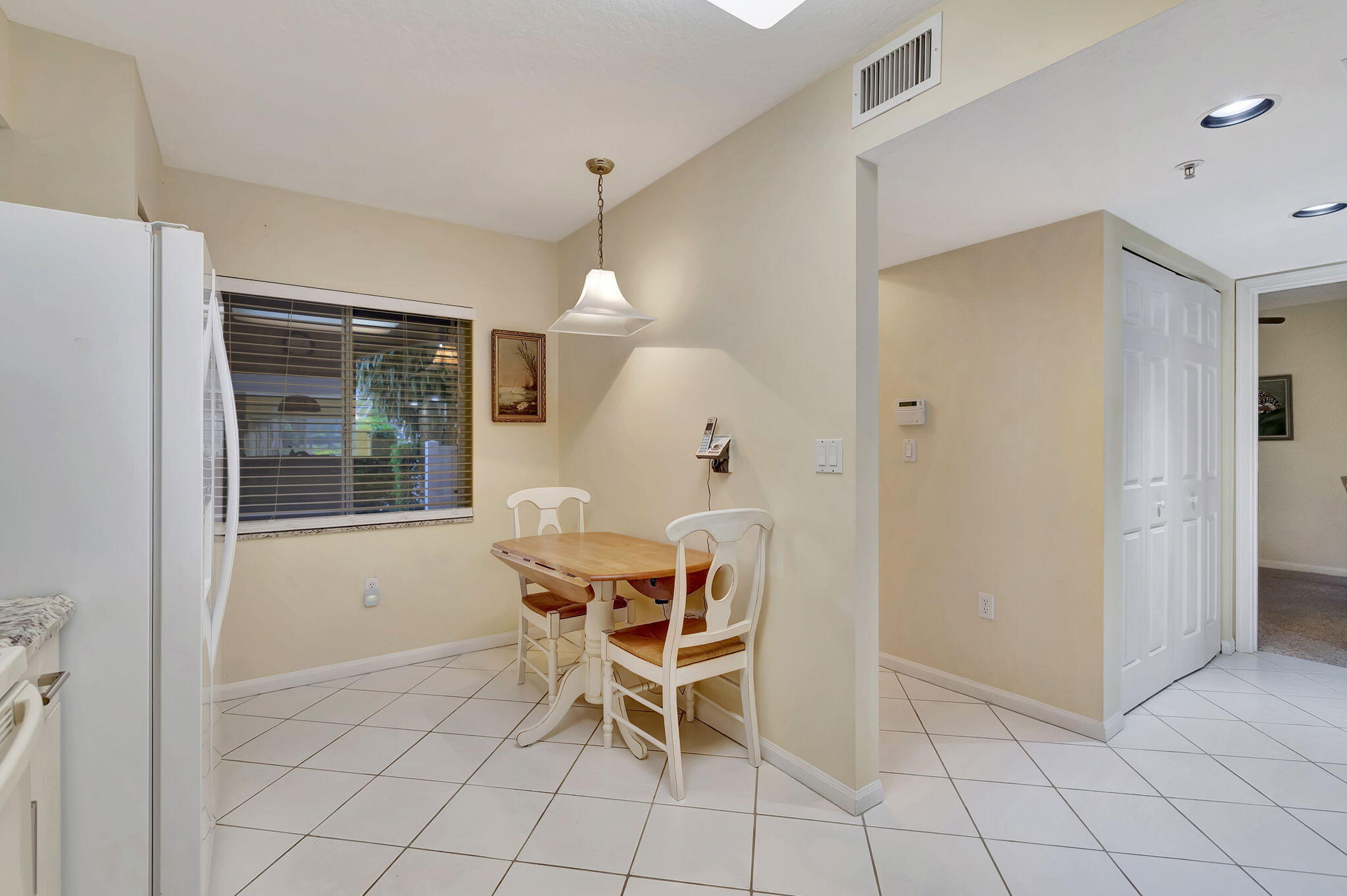 CORAL LAKES - Residential