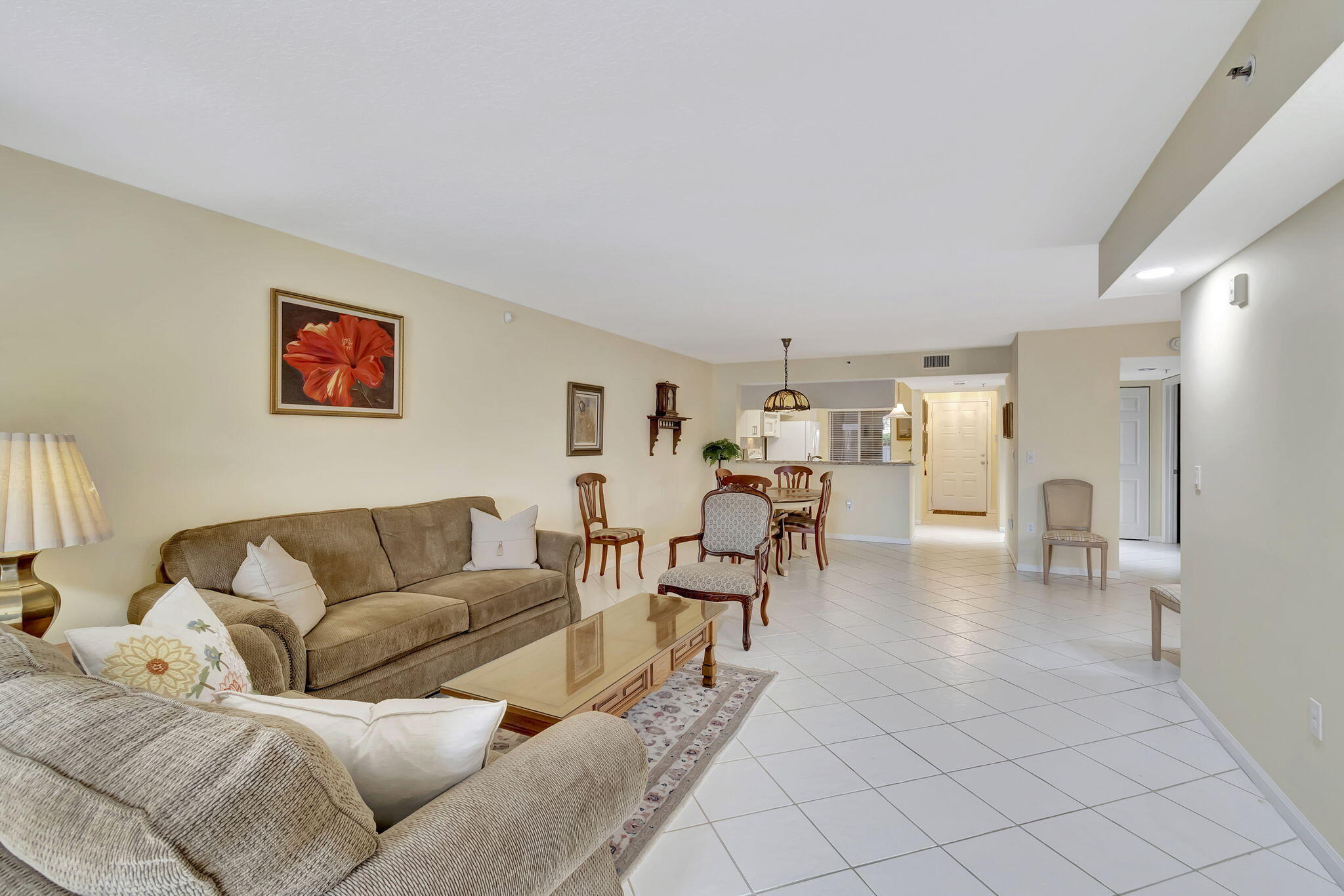 CORAL LAKES - Residential