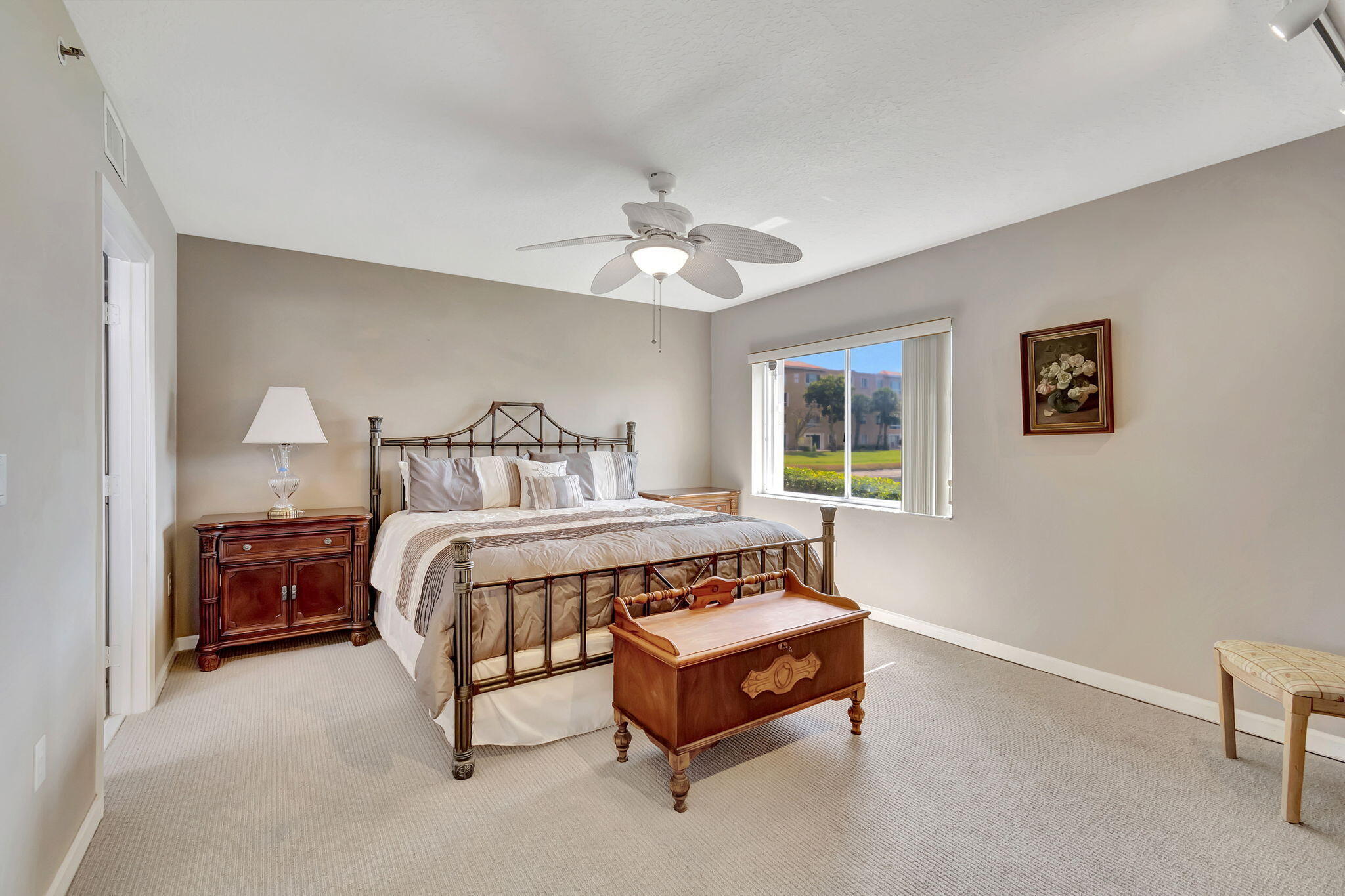 CORAL LAKES - Residential