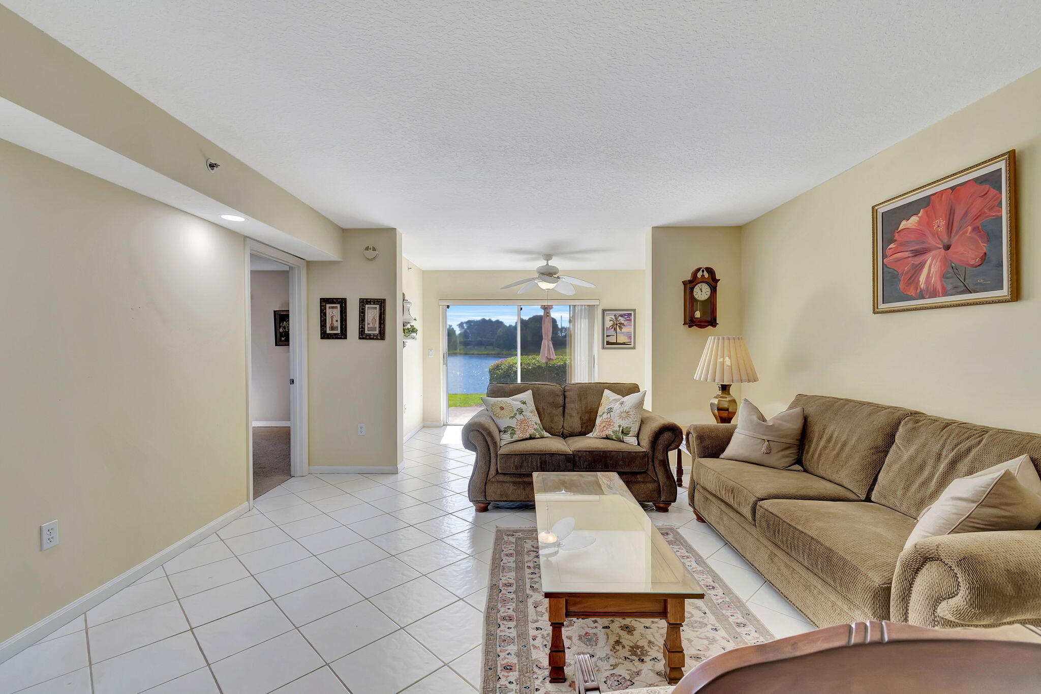 CORAL LAKES - Residential
