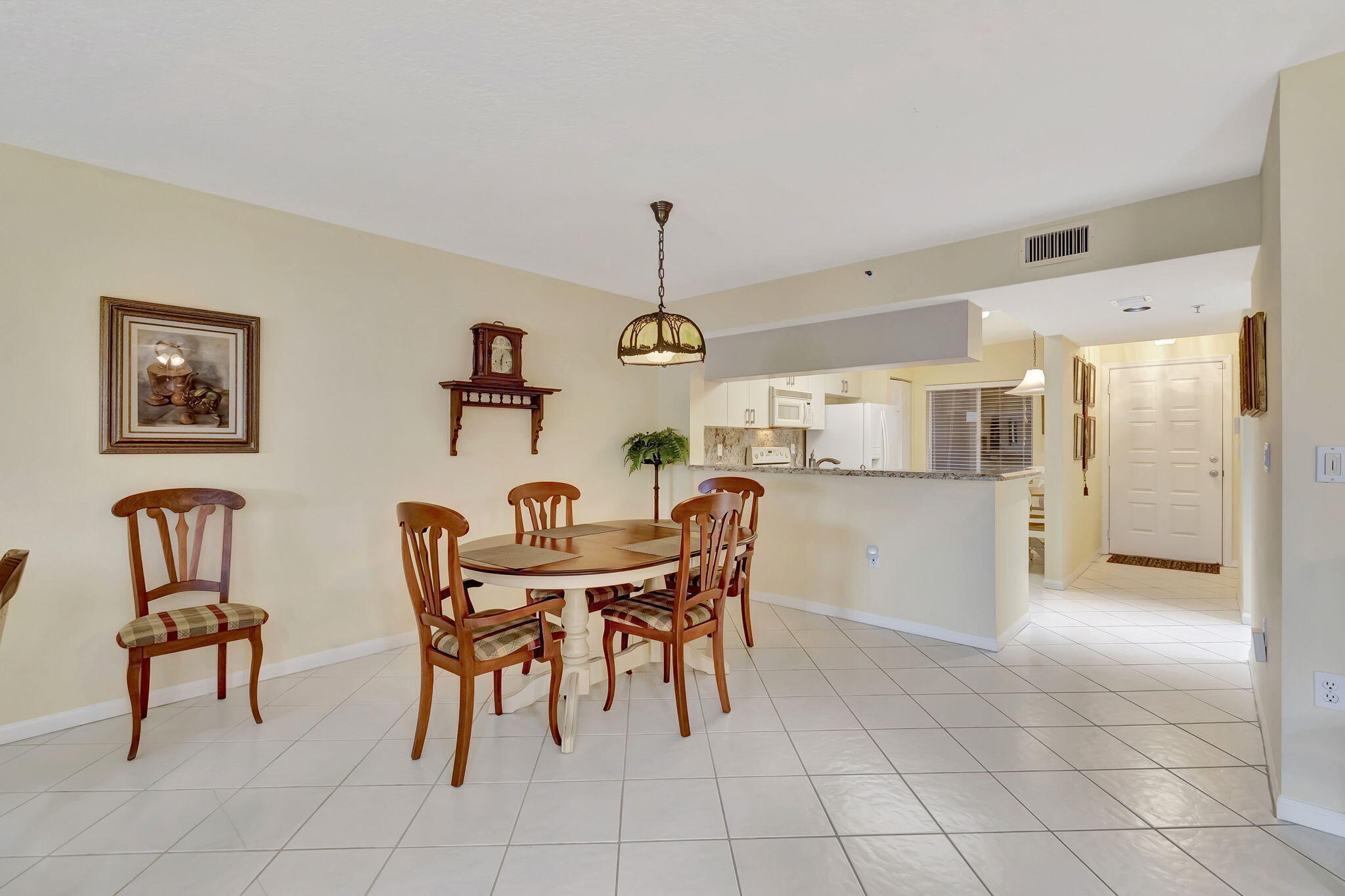 CORAL LAKES - Residential