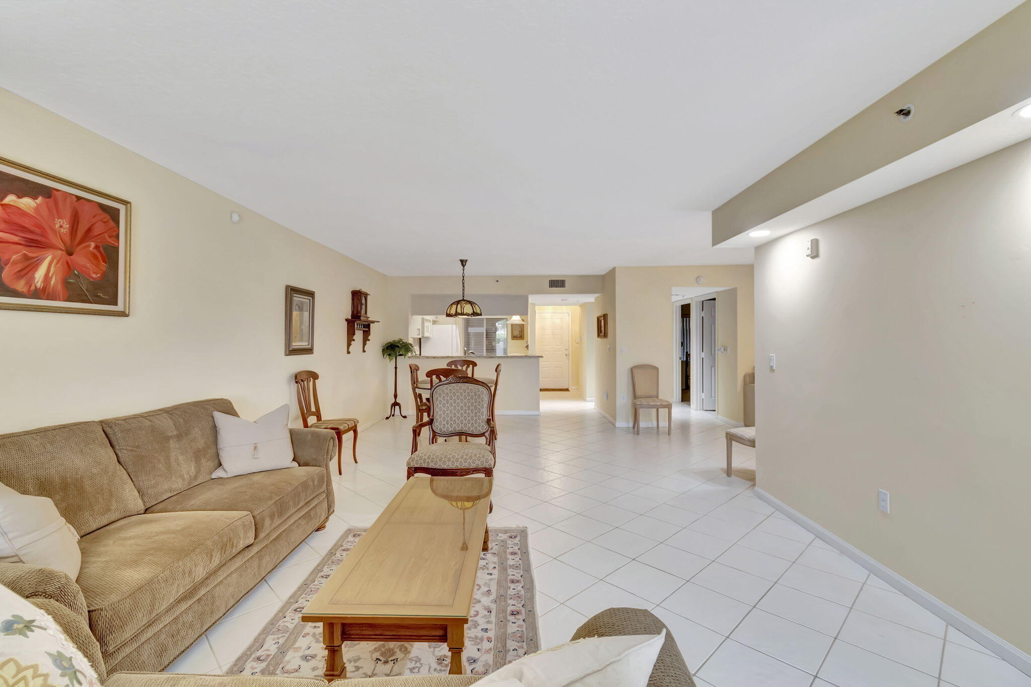 CORAL LAKES - Residential