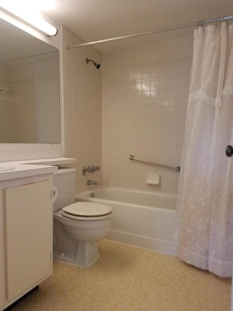 PALM CLUB VILLAGE II - Residential