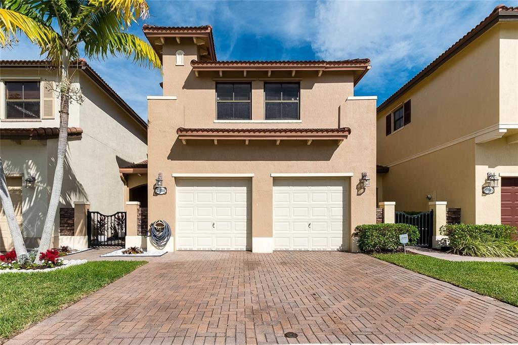 STUNNING! Fully Upgraded 4 bedroom home with spacious layout. Step into this beautifully renovated 4 bedroom, 2.5 bathroom home offering modern style and generous space throughout. Featuring fully upgraded interior with high -end finishes, this home boasts an open concept layout perfect for both relaxing and entertaining. The expansive living areas flow seamlessly into a sleek, updated kitchen with premium appliances, stylish cabinetry and ample counter space.
Dont miss this opportunity to own this turnkey gem- perfect for families or anyone looking for comfort, space and style- all in one place