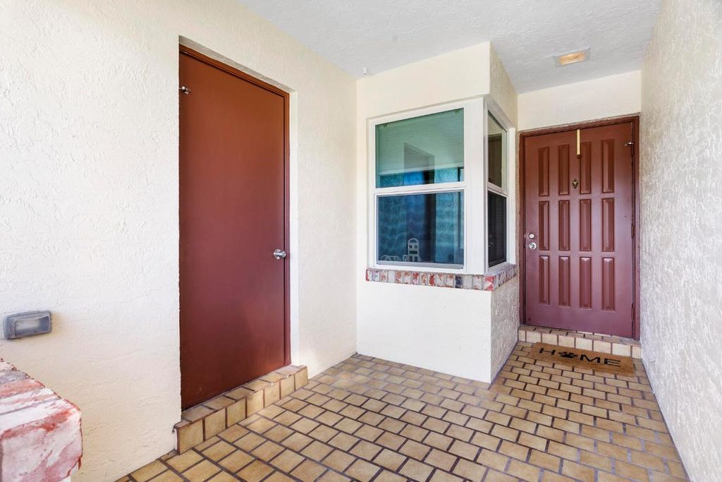 Photo of 140 Moccasin Trail S, Jupiter, FL 33458 (MLS # R11155815)