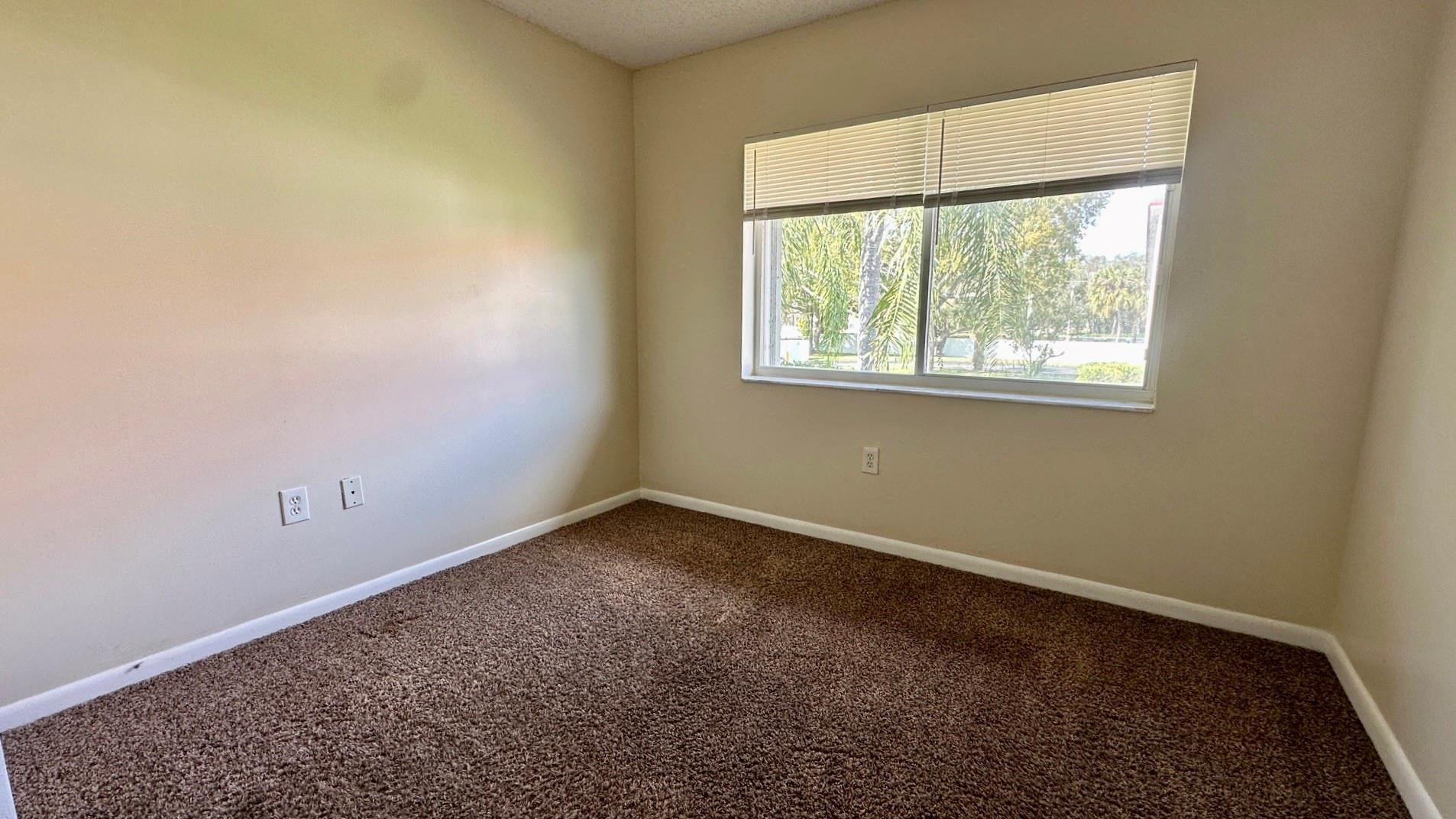 Sartori Lake 119-39 B - Residential Lease