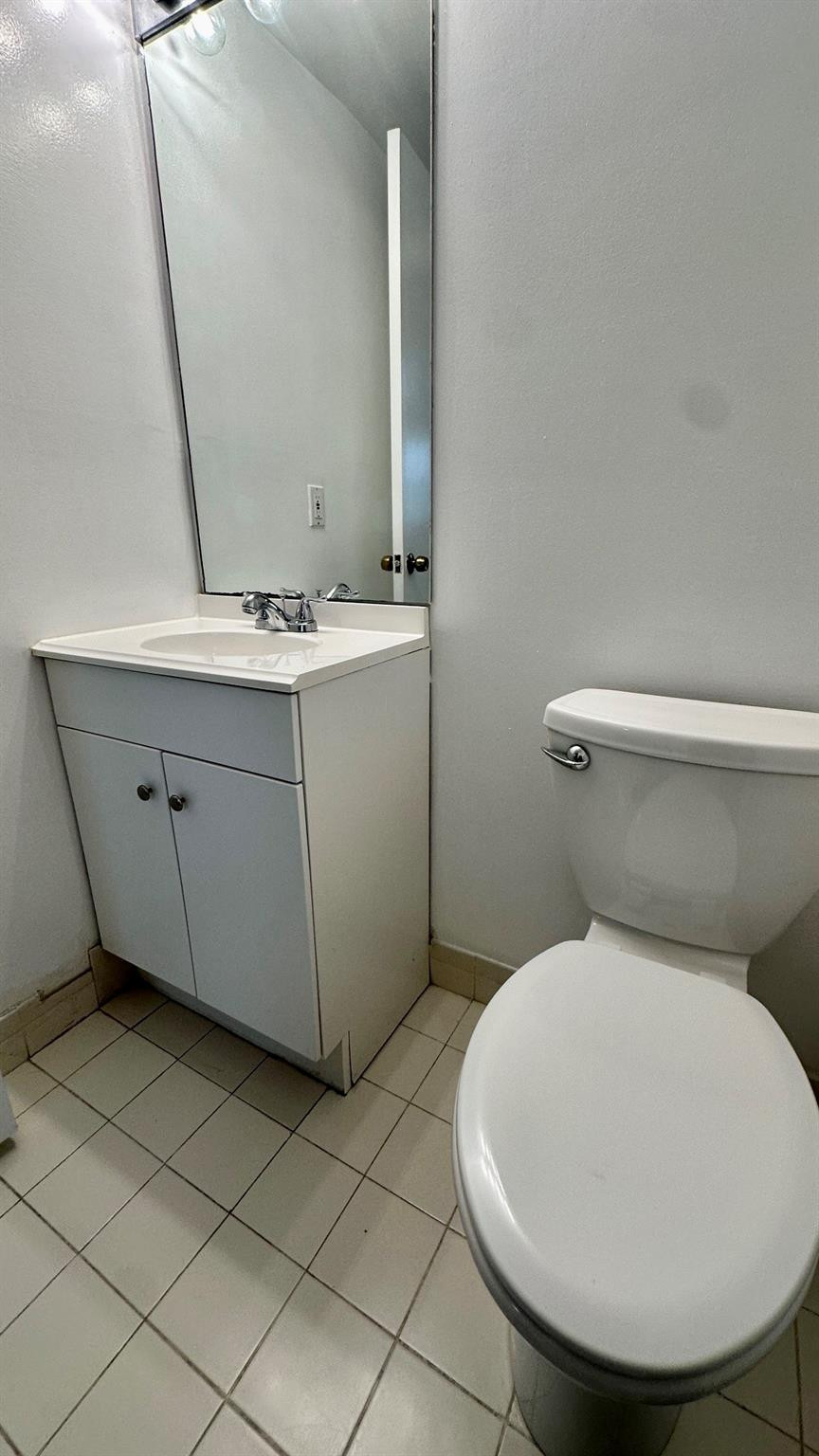 Sartori Lake 119-39 B - Residential Lease